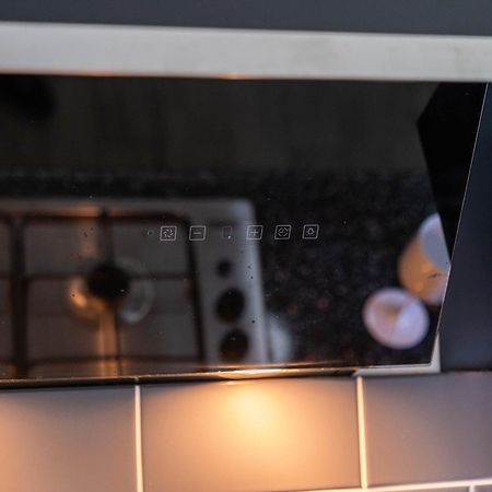Five Bedroom Townhouse - Near City Centre - Edgbaston - On Street Parking - Wifi - Netflix - 974P Birmingham Buitenkant foto