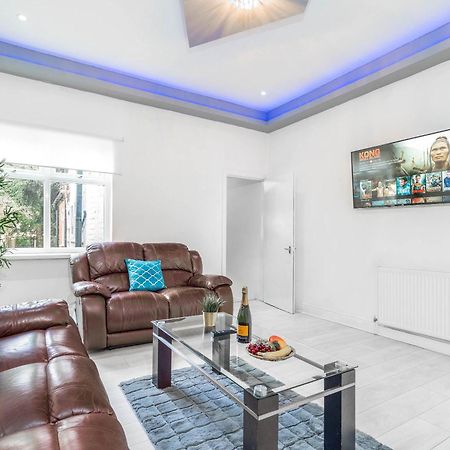 Five Bedroom Townhouse - Near City Centre - Edgbaston - On Street Parking - Wifi - Netflix - 974P Birmingham Buitenkant foto