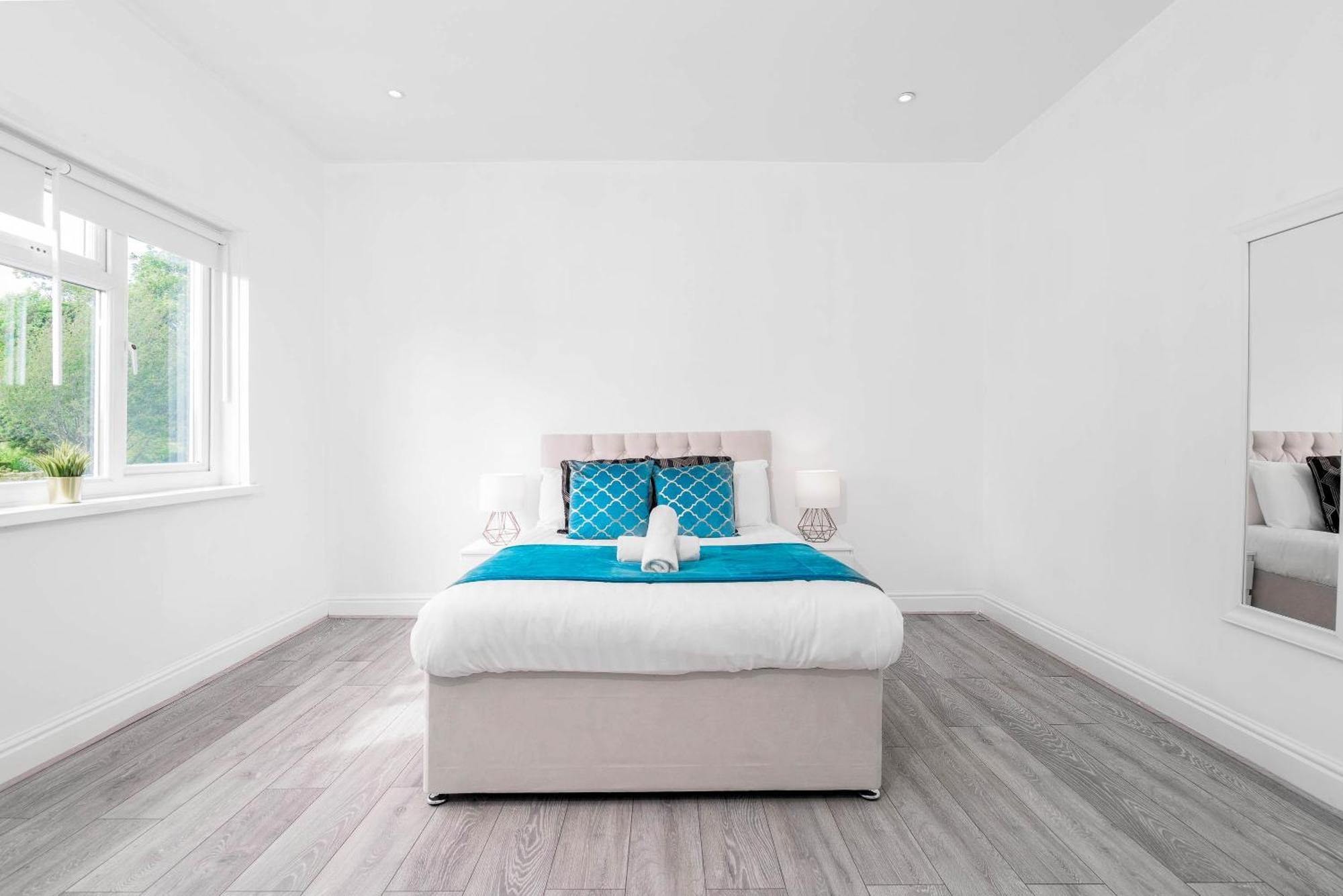 Five Bedroom Townhouse - Near City Centre - Edgbaston - On Street Parking - Wifi - Netflix - 974P Birmingham Buitenkant foto