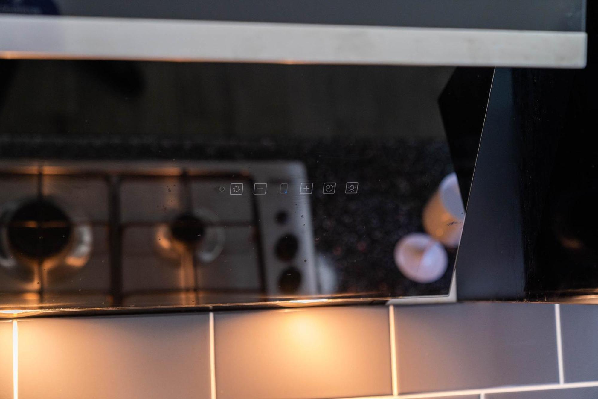 Five Bedroom Townhouse - Near City Centre - Edgbaston - On Street Parking - Wifi - Netflix - 974P Birmingham Buitenkant foto
