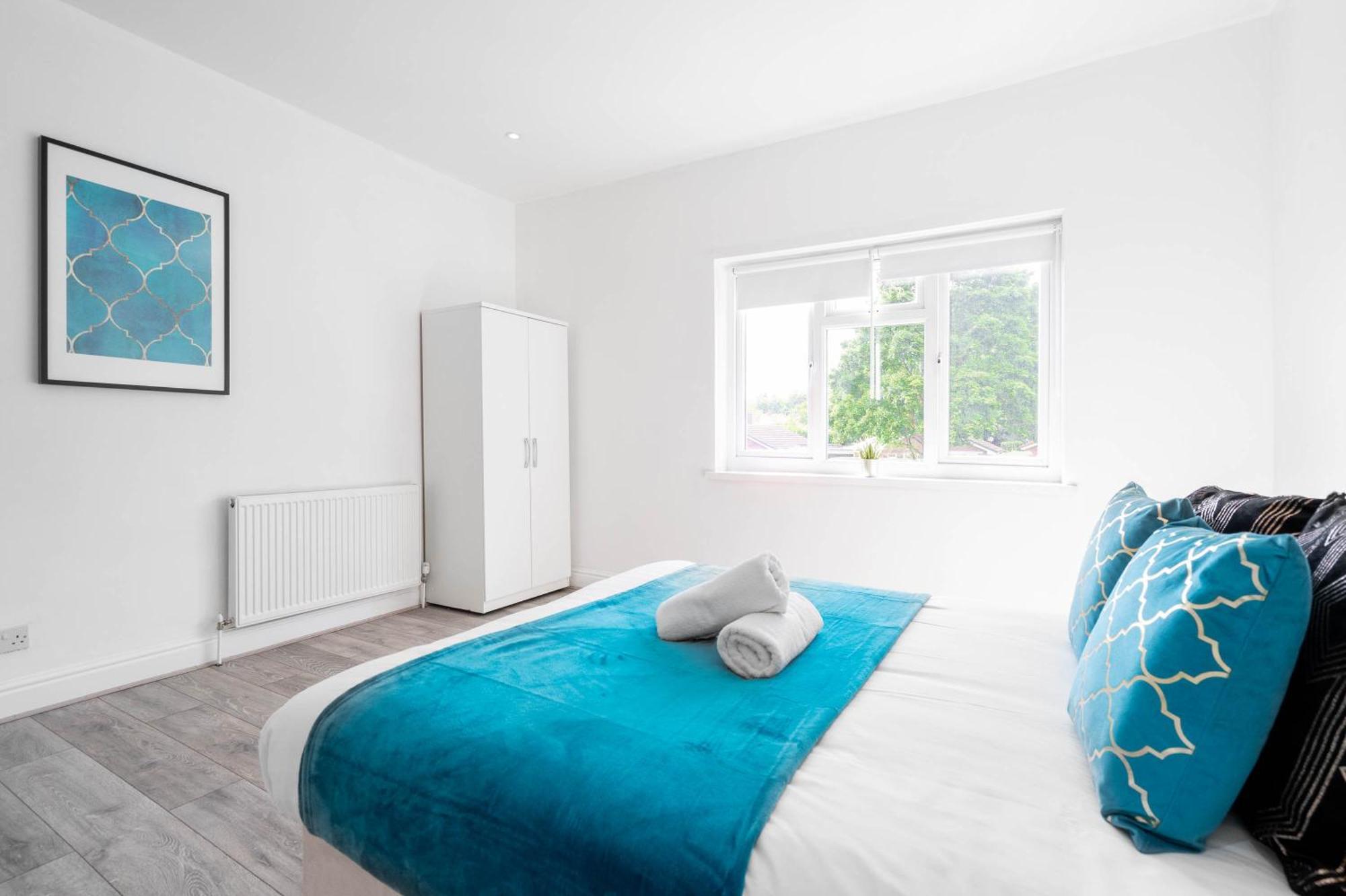 Five Bedroom Townhouse - Near City Centre - Edgbaston - On Street Parking - Wifi - Netflix - 974P Birmingham Buitenkant foto